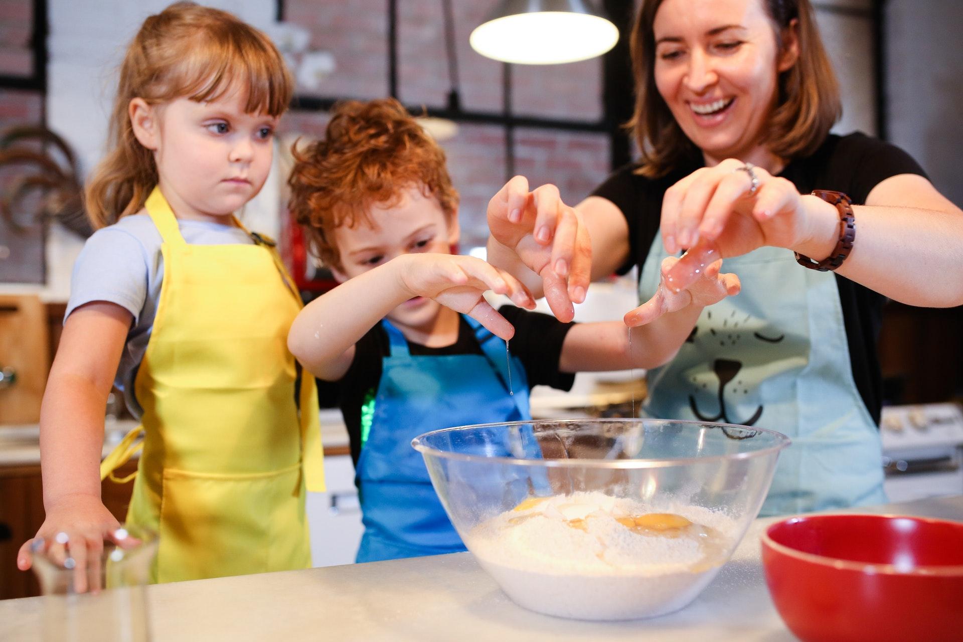 These are a few activities for children in the kitchen!