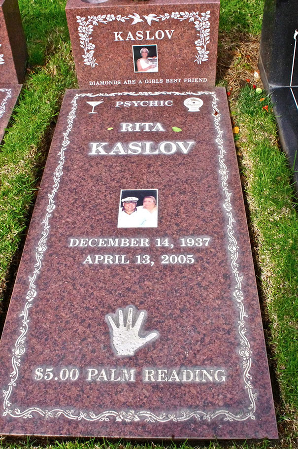 AD-Funny-Tombstones-Epitaphs-57
