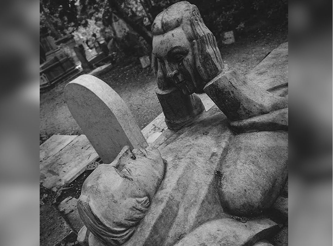 Headstones- Mask